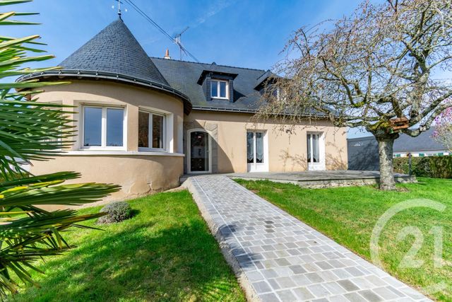 maison à vendre - 7 pièces - 166.03 m2 - COSSE LE VIVIEN - 53 - PAYS-DE-LOIRE - Century 21 Dréano Immobilier
