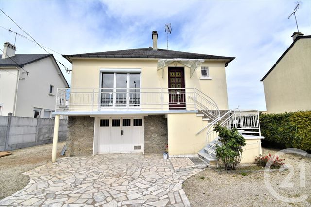 maison à louer - 5 pièces - 81.1 m2 - LAVAL - 53 - PAYS-DE-LOIRE - Century 21 Dréano Immobilier