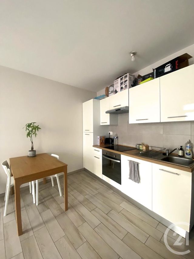 appartement à louer - 3 pièces - 45.76 m2 - LAVAL - 53 - PAYS-DE-LOIRE - Century 21 Dréano Immobilier