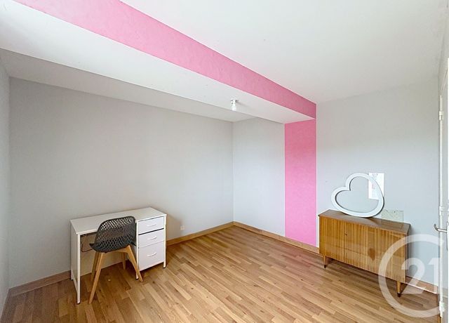 maison à vendre - 6 pièces - 138.0 m2 - ST GERMAIN LE GUILLAUME - 53 - PAYS-DE-LOIRE - Century 21 Dréano Immobilier
