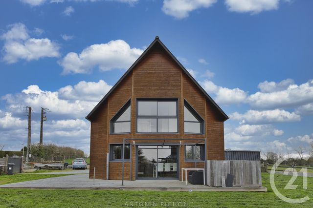 maison à louer - 6 pièces - 133.0 m2 - MONTJEAN - 53 - PAYS-DE-LOIRE - Century 21 Dréano Immobilier