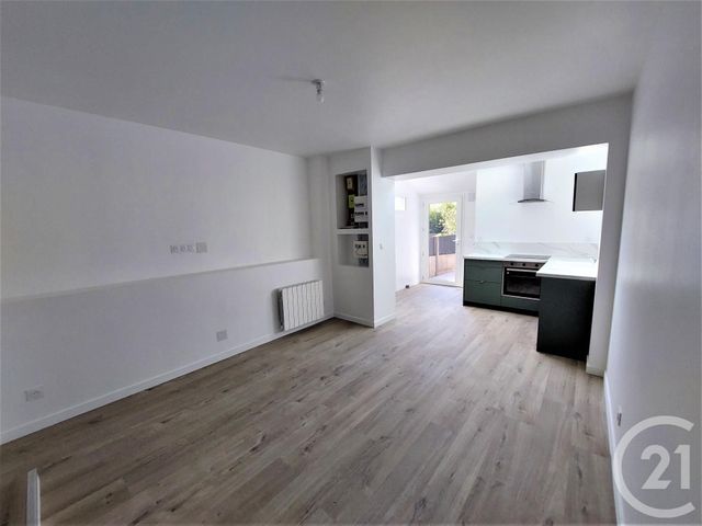 appartement à louer - 2 pièces - 36.18 m2 - LAVAL - 53 - PAYS-DE-LOIRE - Century 21 Dréano Immobilier