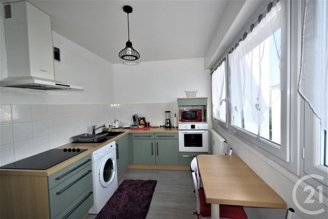 appartement à louer - 3 pièces - 64.06 m2 - LAVAL - 53 - PAYS-DE-LOIRE - Century 21 Dréano Immobilier