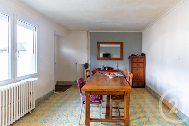 maison à vendre - 5 pièces - 86.01 m2 - QUELAINES ST GAULT - 53 - PAYS-DE-LOIRE - Century 21 Dréano Immobilier