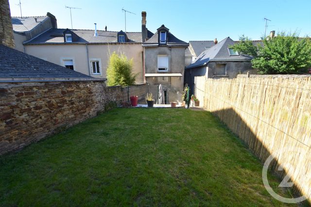 maison à vendre - 7 pièces - 142.08 m2 - COSSE LE VIVIEN - 53 - PAYS-DE-LOIRE - Century 21 Dréano Immobilier