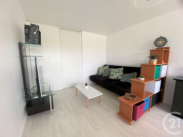 Appartement à vendre - 2 pièces - 40.72 m2 - LAVAL - 53 - PAYS-DE-LOIRE - Century 21 Dréano Immobilier