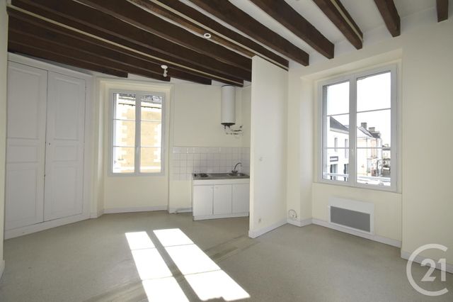 Appartement à louer - 2 pièces - 26.6 m2 - COSSE LE VIVIEN - 53 - PAYS-DE-LOIRE - Century 21 Dréano Immobilier