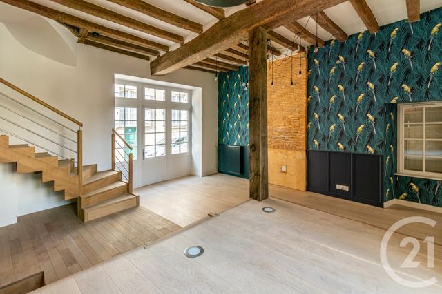 Afficher la photo en grand maison à louer - 8 pièces - 168.0 m2 - LAVAL - 53 - PAYS-DE-LOIRE - Century 21 Dréano Immobilier