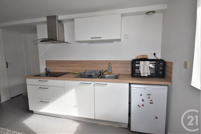 Appartement T2 à louer - 2 pièces - 30.0 m2 - LAVAL - 53 - PAYS-DE-LOIRE - Century 21 Dréano Immobilier