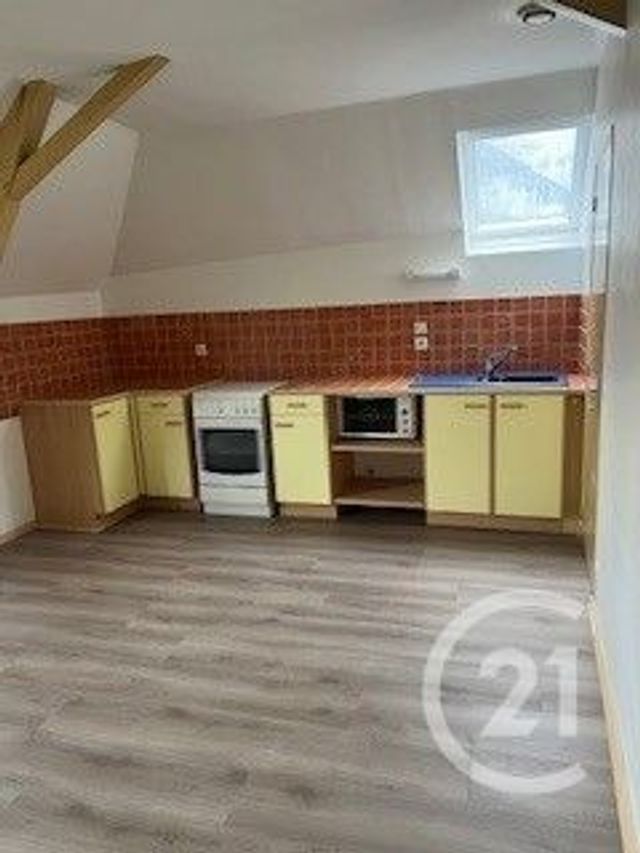 Appartement F2 à louer ST JEAN SUR MAYENNE