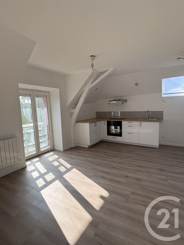 Appartement T2 à louer ST JEAN SUR MAYENNE