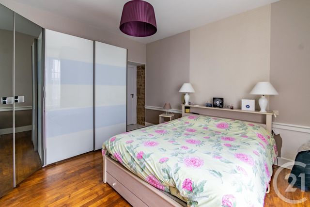 maison à vendre - 8 pièces - 221.0 m2 - MAYENNE - 53 - PAYS-DE-LOIRE - Century 21 Dréano Immobilier