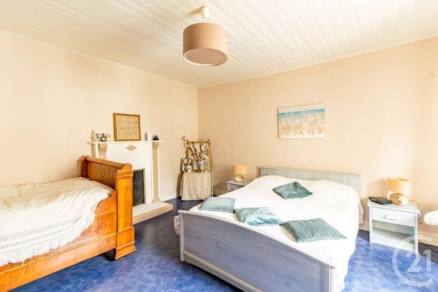 maison à vendre - 8 pièces - 221.0 m2 - MAYENNE - 53 - PAYS-DE-LOIRE - Century 21 Dréano Immobilier