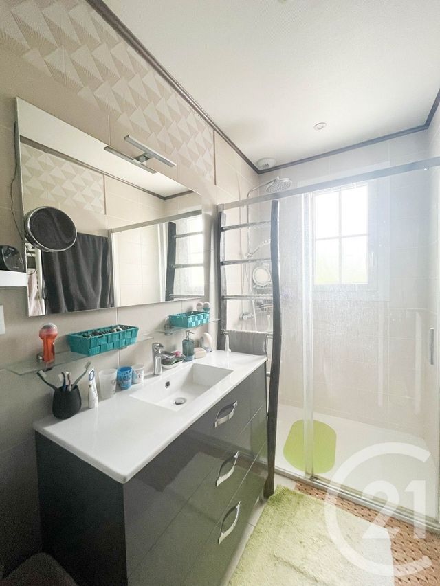 maison à vendre - 5 pièces - 98.35 m2 - BONCHAMP LES LAVAL - 53 - PAYS-DE-LOIRE - Century 21 Dréano Immobilier