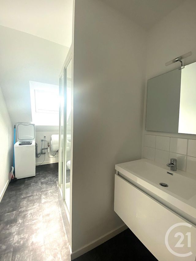 Appartement F2 à louer - 2 pièces - 37.51 m2 - ST BERTHEVIN - 53 - PAYS-DE-LOIRE - Century 21 Dréano Immobilier