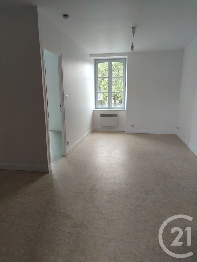 Appartement F2 à louer - 2 pièces - 31.1 m2 - LAVAL - 53 - PAYS-DE-LOIRE - Century 21 Dréano Immobilier
