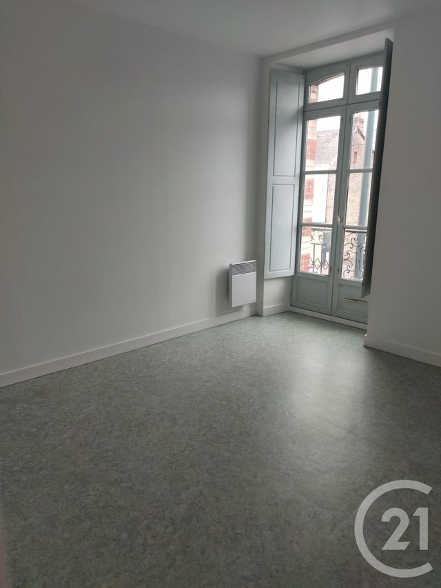 Appartement F2 à louer - 2 pièces - 31.1 m2 - LAVAL - 53 - PAYS-DE-LOIRE - Century 21 Dréano Immobilier