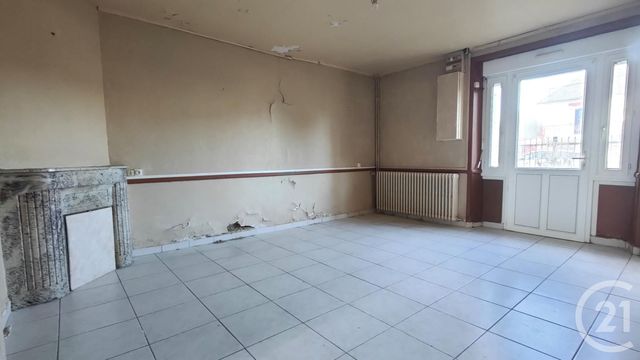 maison à vendre - 6 pièces - 95.66 m2 - MONTJEAN - 53 - PAYS-DE-LOIRE - Century 21 Dréano Immobilier