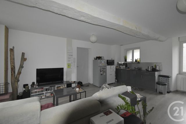 Appartement F2 à louer - 2 pièces - 47.0 m2 - COSSE LE VIVIEN - 53 - PAYS-DE-LOIRE - Century 21 Dréano Immobilier