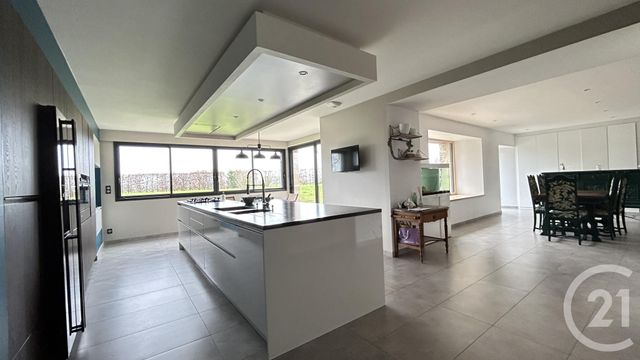 Afficher la photo en grand maison à vendre - 8 pièces - 275.0 m2 - L HUISSERIE - 53 - PAYS-DE-LOIRE - Century 21 Dréano Immobilier