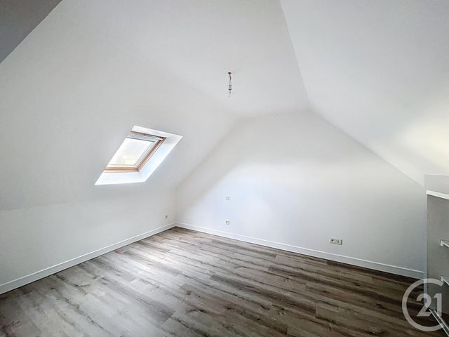 maison à vendre - 8 pièces - 122.0 m2 - ST PIERRE LA COUR - 53 - PAYS-DE-LOIRE - Century 21 Dréano Immobilier