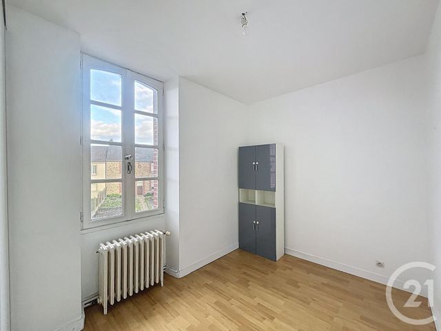 maison à vendre - 8 pièces - 122.0 m2 - ST PIERRE LA COUR - 53 - PAYS-DE-LOIRE - Century 21 Dréano Immobilier