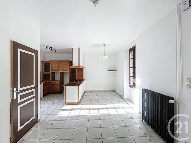 maison à vendre - 8 pièces - 122.0 m2 - ST PIERRE LA COUR - 53 - PAYS-DE-LOIRE - Century 21 Dréano Immobilier