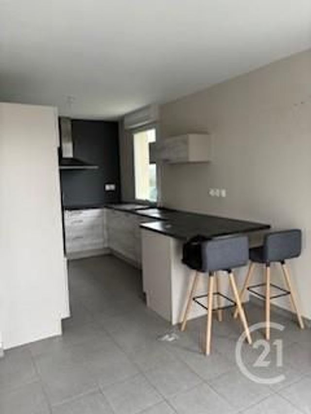 maison à louer - 4 pièces - 100.75 m2 - FORCE - 53 - PAYS-DE-LOIRE - Century 21 Dréano Immobilier