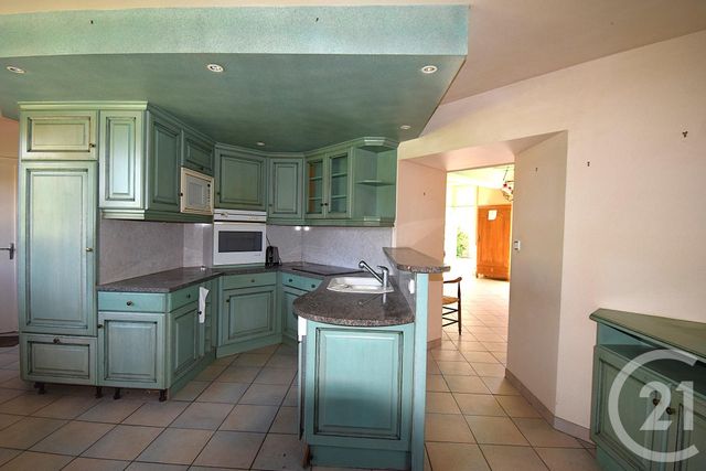 maison à vendre - 7 pièces - 240.0 m2 - VAIGES - 53 - PAYS-DE-LOIRE - Century 21 Dréano Immobilier