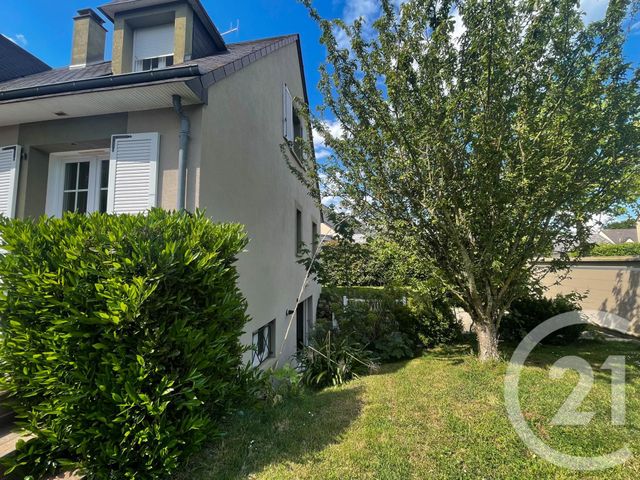 Afficher la photo en grand maison à vendre - 6 pièces - 118.57 m2 - LAVAL - 53 - PAYS-DE-LOIRE - Century 21 Dréano Immobilier