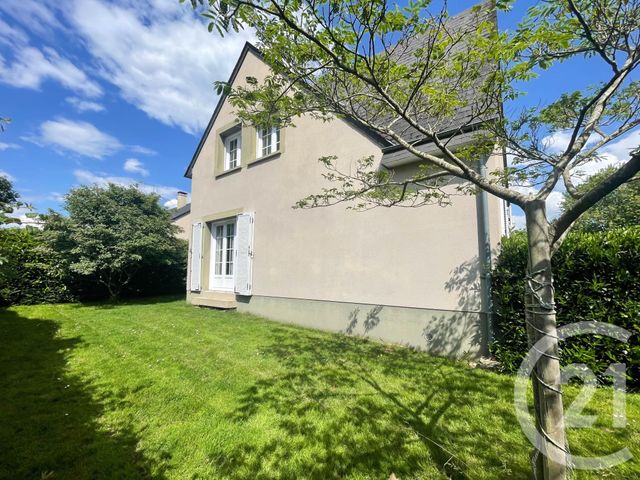 Afficher la photo en grand maison à vendre - 6 pièces - 118.57 m2 - LAVAL - 53 - PAYS-DE-LOIRE - Century 21 Dréano Immobilier