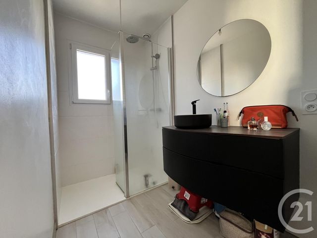 maison à vendre - 6 pièces - 117.0 m2 - ST OUEN DES TOITS - 53 - PAYS-DE-LOIRE - Century 21 Dréano Immobilier