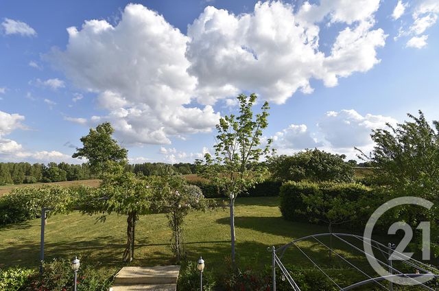 Afficher la photo en grand maison à vendre - 6 pièces - 164.0 m2 - LAVAL - 53 - PAYS-DE-LOIRE - Century 21 Dréano Immobilier