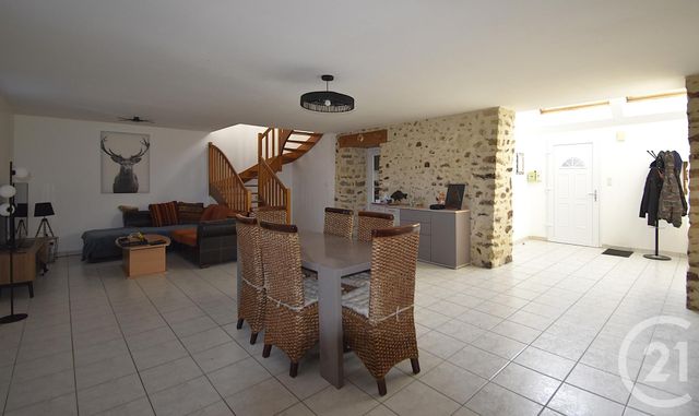 maison à vendre - 5 pièces - 124.7 m2 - EVRON - 53 - PAYS-DE-LOIRE - Century 21 Dréano Immobilier