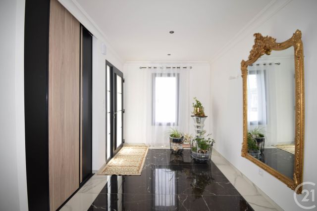 maison à vendre - 5 pièces - 165.79 m2 - MAYENNE - 53 - PAYS-DE-LOIRE - Century 21 Dréano Immobilier