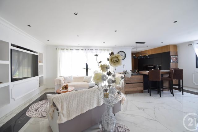 maison à vendre - 5 pièces - 165.79 m2 - MAYENNE - 53 - PAYS-DE-LOIRE - Century 21 Dréano Immobilier