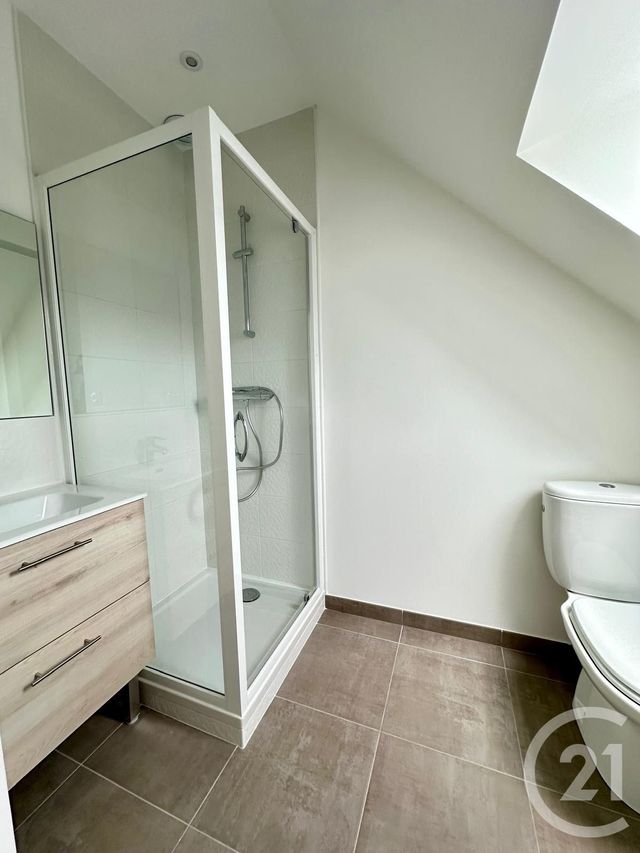 Afficher la photo en grand Appartement T2 à louer - 2 pièces - 25.25 m2 - LAVAL - 53 - PAYS-DE-LOIRE - Century 21 Dréano Immobilier