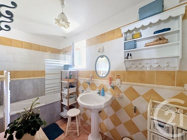 maison à vendre - 65 pièces - 124.0 m2 - ANDOUILLE - 53 - PAYS-DE-LOIRE - Century 21 Dréano Immobilier