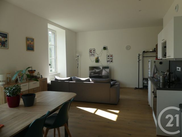 Appartement T3 à louer - 3 pièces - 72.49 m2 - LAVAL - 53 - PAYS-DE-LOIRE - Century 21 Dréano Immobilier