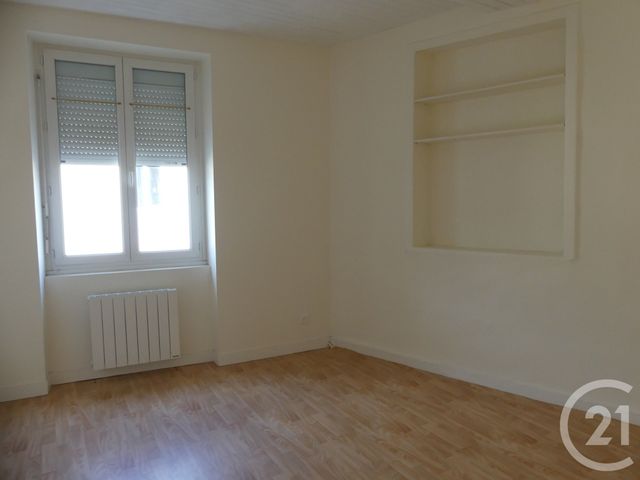 maison à louer - 2 pièces - 66.59 m2 - COSSE LE VIVIEN - 53 - PAYS-DE-LOIRE - Century 21 Dréano Immobilier