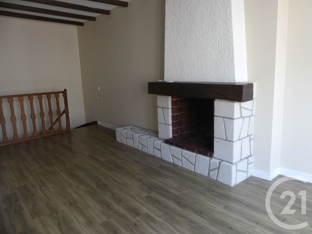 maison à louer - 2 pièces - 66.59 m2 - COSSE LE VIVIEN - 53 - PAYS-DE-LOIRE - Century 21 Dréano Immobilier