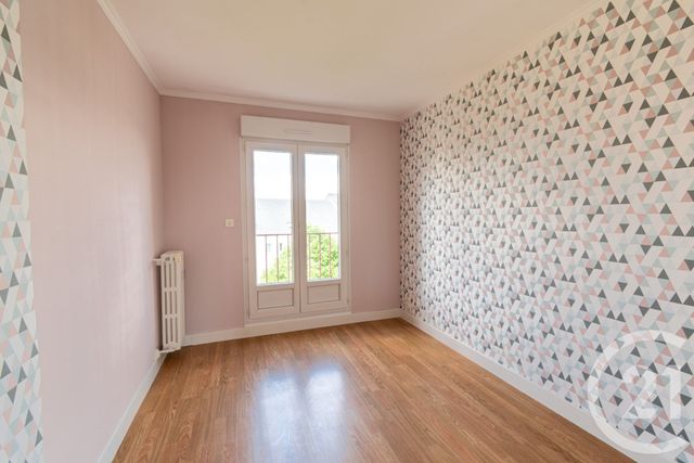 Appartement T3 à louer - 3 pièces - 64.64 m2 - LAVAL - 53 - PAYS-DE-LOIRE - Century 21 Dréano Immobilier