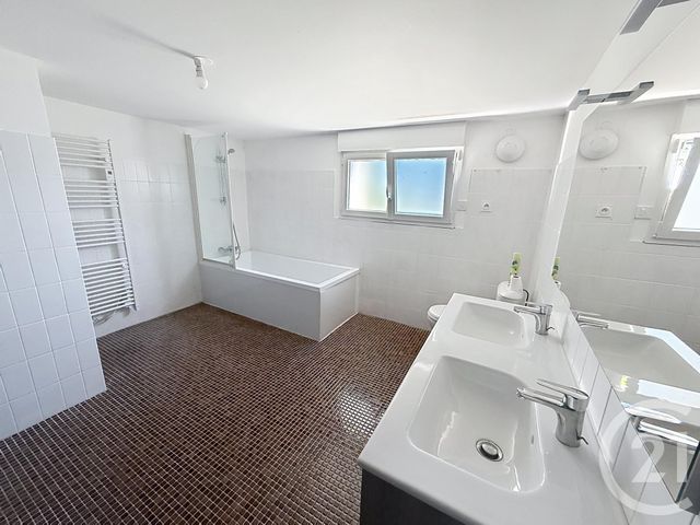 maison à vendre - 7 pièces - 110.96 m2 - AHUILLE - 53 - PAYS-DE-LOIRE - Century 21 Dréano Immobilier