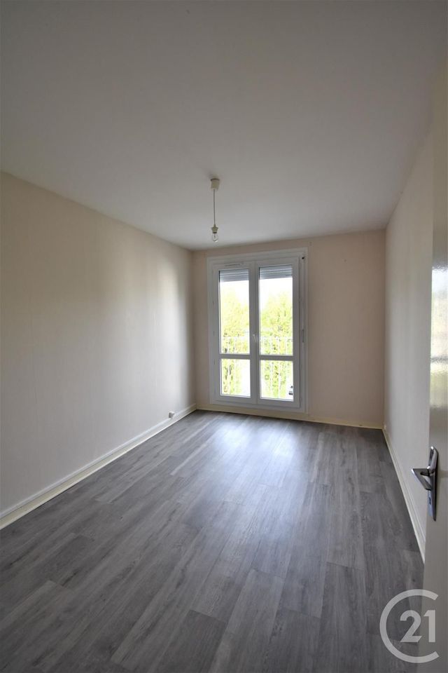 Appartement F3 à louer - 4 pièces - 76.0 m2 - LAVAL - 53 - PAYS-DE-LOIRE - Century 21 Dréano Immobilier