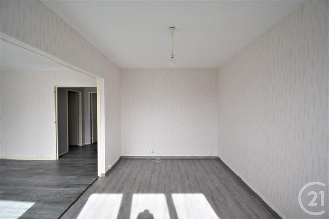 Appartement F3 à louer - 4 pièces - 76.0 m2 - LAVAL - 53 - PAYS-DE-LOIRE - Century 21 Dréano Immobilier