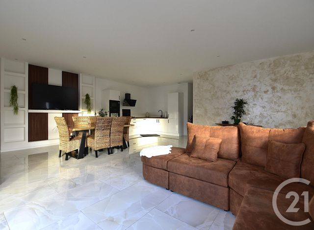 maison à vendre - 4 pièces - 106.0 m2 - BONCHAMP LES LAVAL - 53 - PAYS-DE-LOIRE - Century 21 Dréano Immobilier