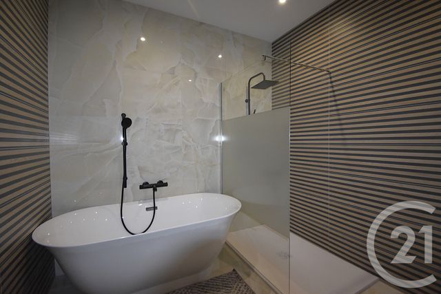 maison à vendre - 4 pièces - 106.0 m2 - BONCHAMP LES LAVAL - 53 - PAYS-DE-LOIRE - Century 21 Dréano Immobilier