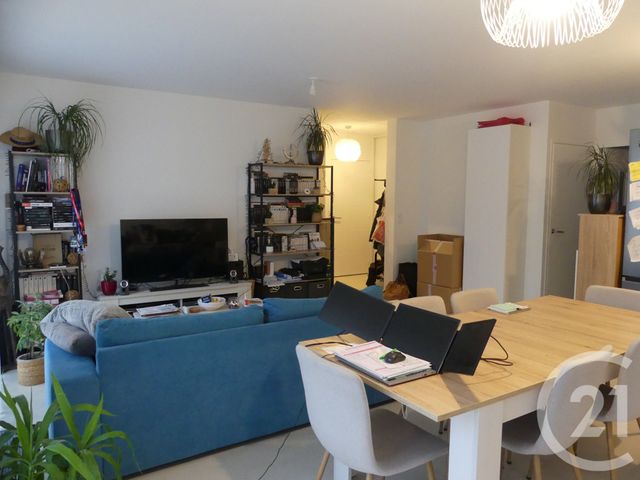 Afficher la photo en grand Appartement T4 à louer - 4 pièces - 94.74 m2 - LAVAL - 53 - PAYS-DE-LOIRE - Century 21 Dréano Immobilier