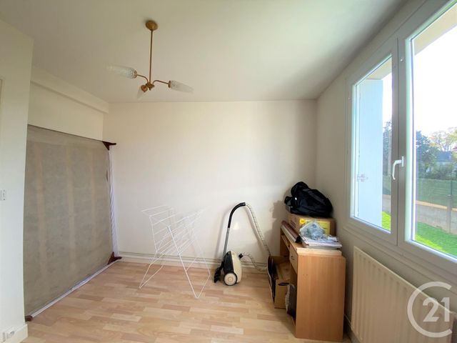 Afficher la photo en grand Appartement T3 à vendre - 3 pièces - 63.49 m2 - ST BERTHEVIN - 53 - PAYS-DE-LOIRE - Century 21 Dréano Immobilier