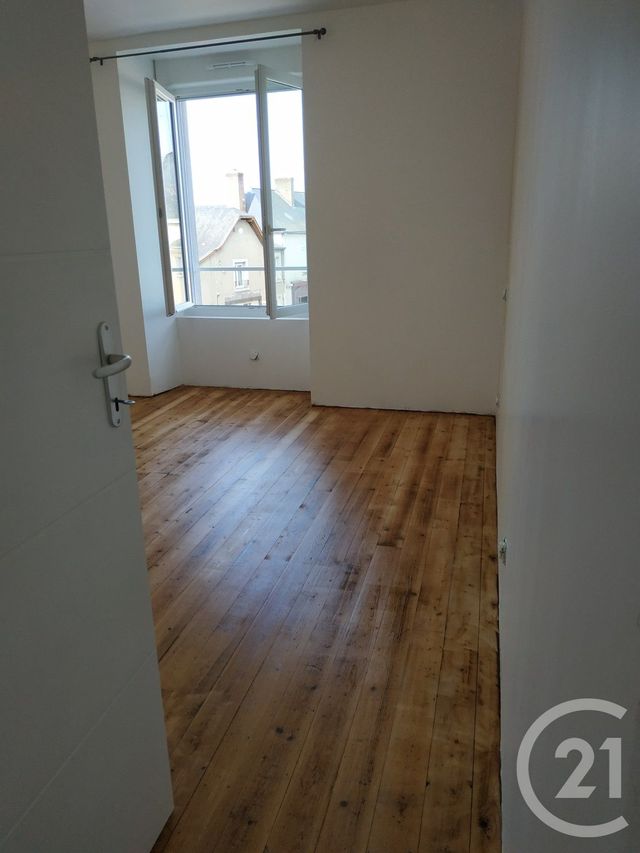 Afficher la photo en grand maison à louer - 4 pièces - 82.27 m2 - COSSE LE VIVIEN - 53 - PAYS-DE-LOIRE - Century 21 Dréano Immobilier
